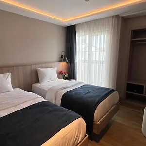 Woxx 3*, Istanbul Tyrkiet